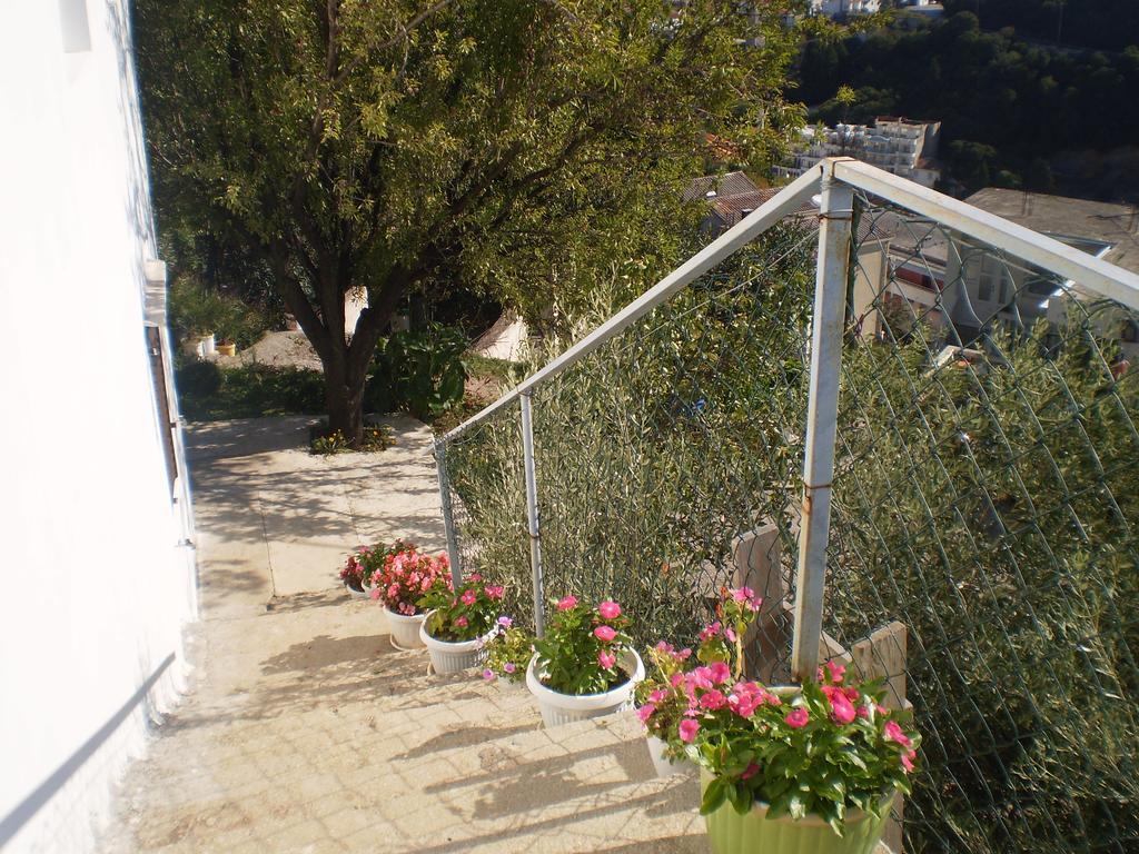 Apartment Vuk I Novak Ulcinj Exterior foto