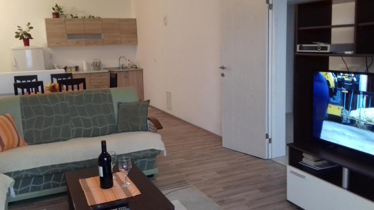 Apartment Vuk I Novak Ulcinj Exterior foto